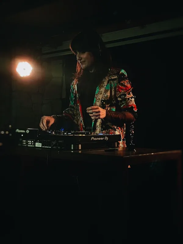 Hedoné DJ